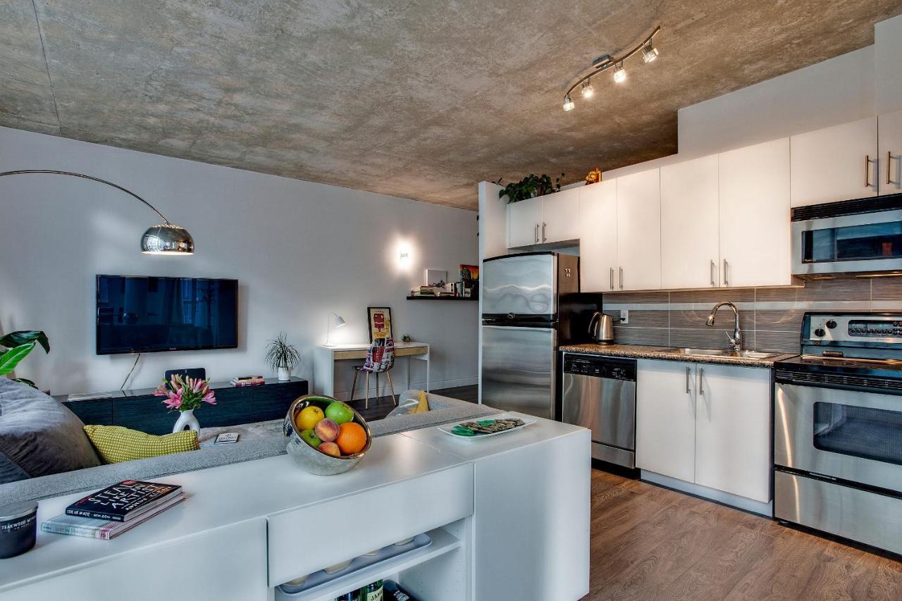 Spacious Corner Apartment Downtown Toronto Eksteriør billede