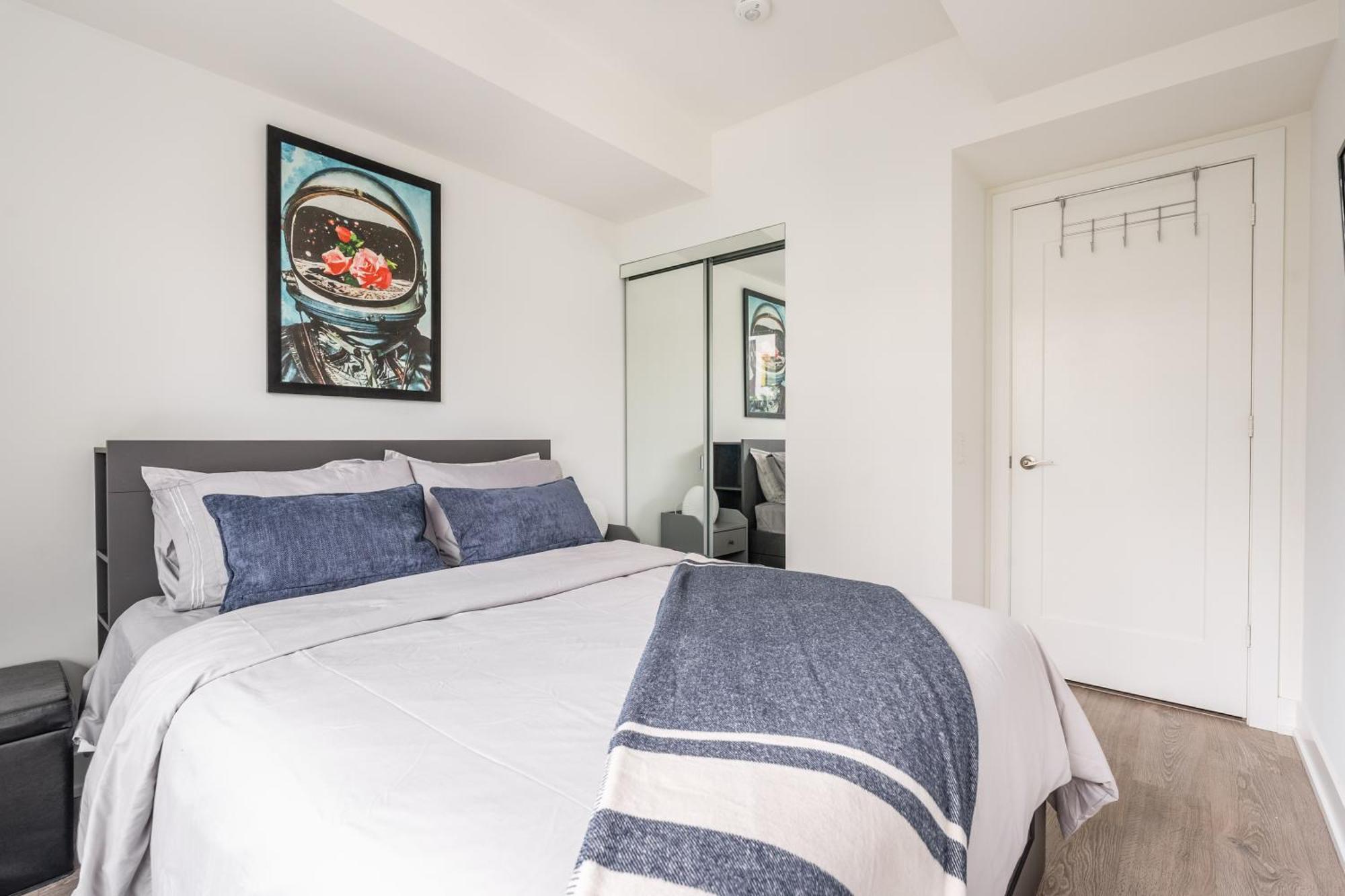Spacious Corner Apartment Downtown Toronto Eksteriør billede